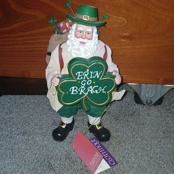 Possible Dreams Clothtique Vintage Irish Santa Smiling Eyes Musical & Lights - Picture 1 of 8